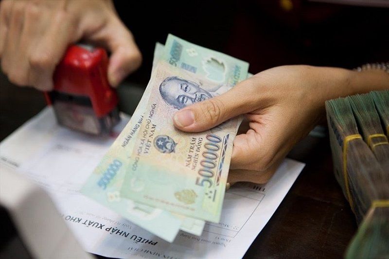 Ví dụ minh họa thực tế về cách hạch toán tiền lương và bảo hiểm